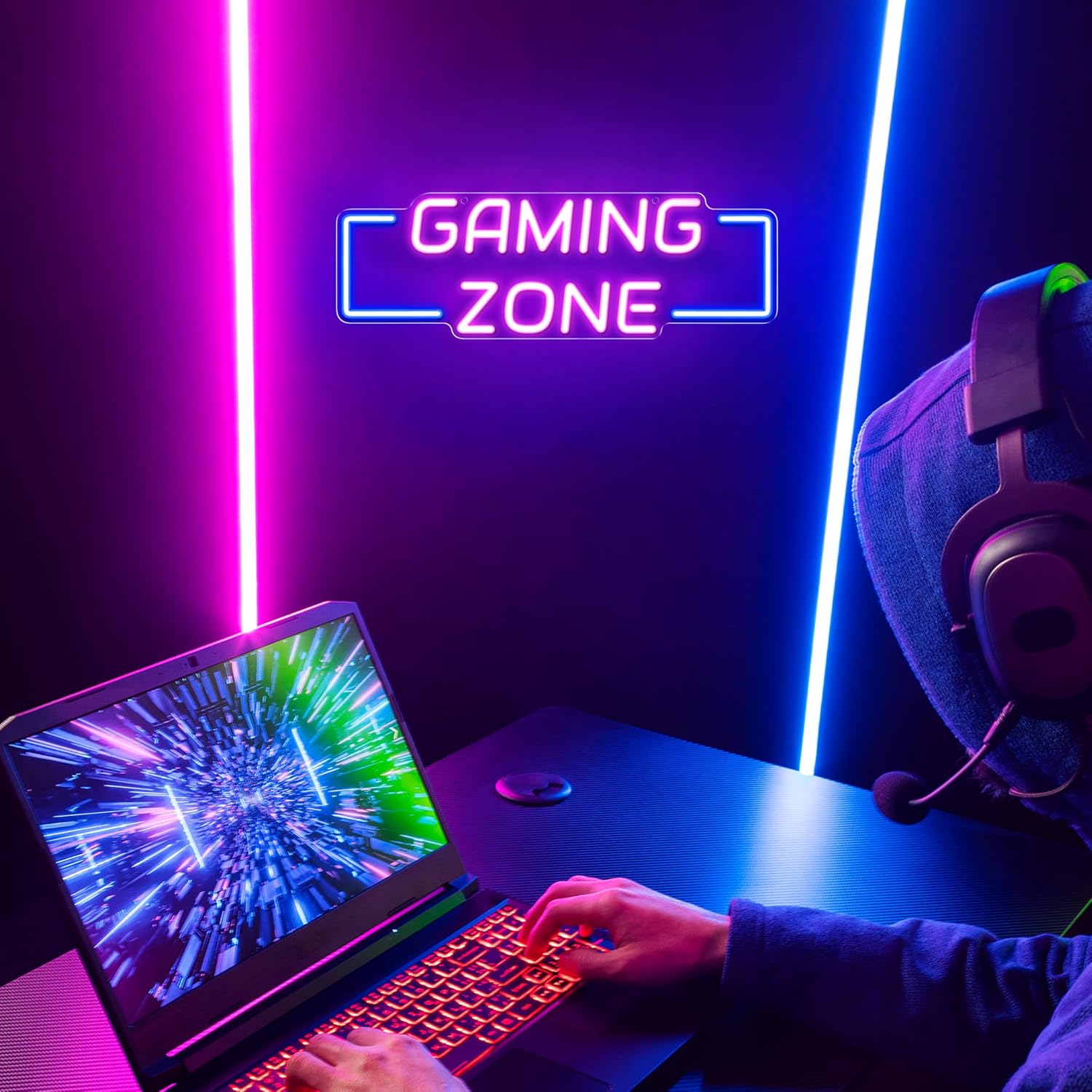 Insegna al Neon Gaming Zone, L - Esports Gaming Zone recensione e prezzo