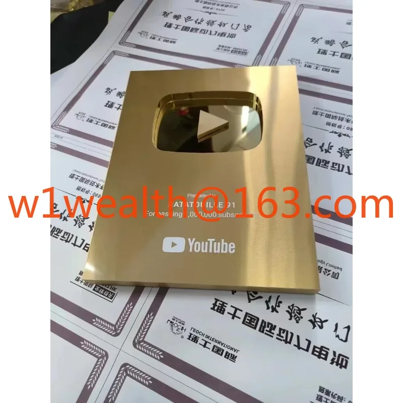 premio YouTube personalizzato  - Esports Gaming Trophy recensione e prezzo