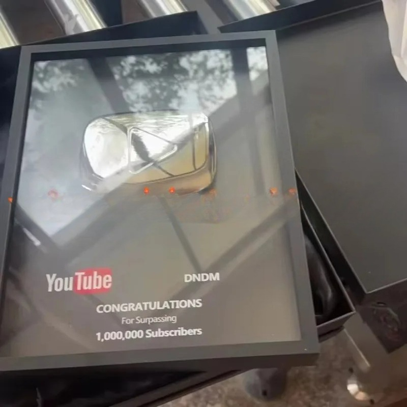 YouTube e Bilibili Pulsante di - Esports Gaming Trophy recensione e prezzo